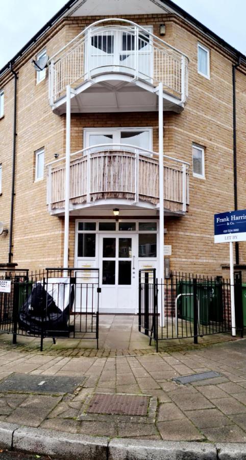 1 Bed Apartment, Peckham Rye 伦敦 外观 照片